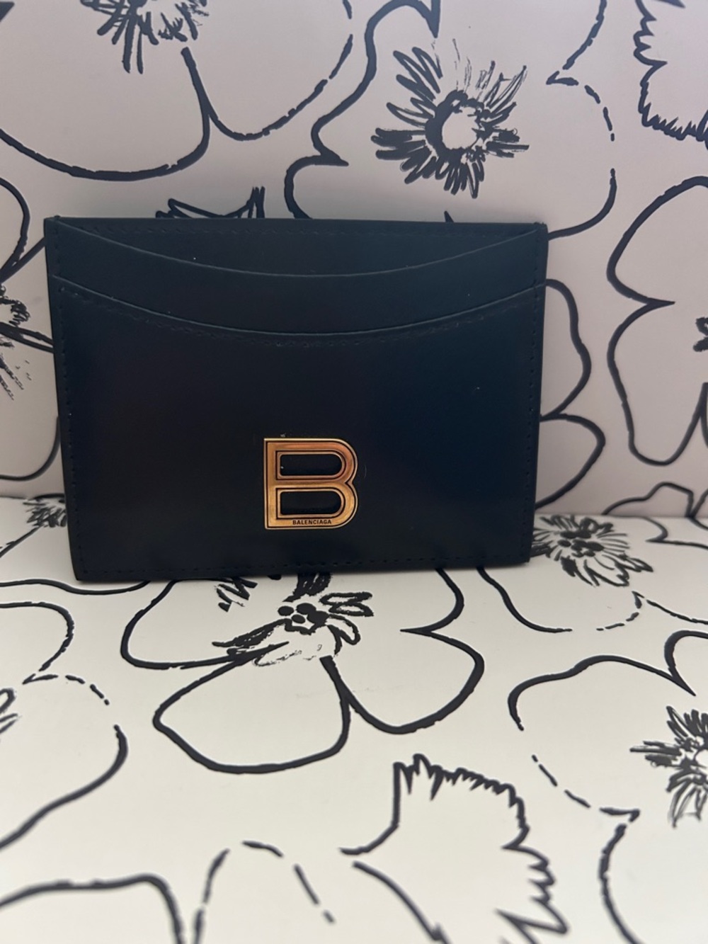 Balenciaga Hourglass card holder with Gold B Emblem